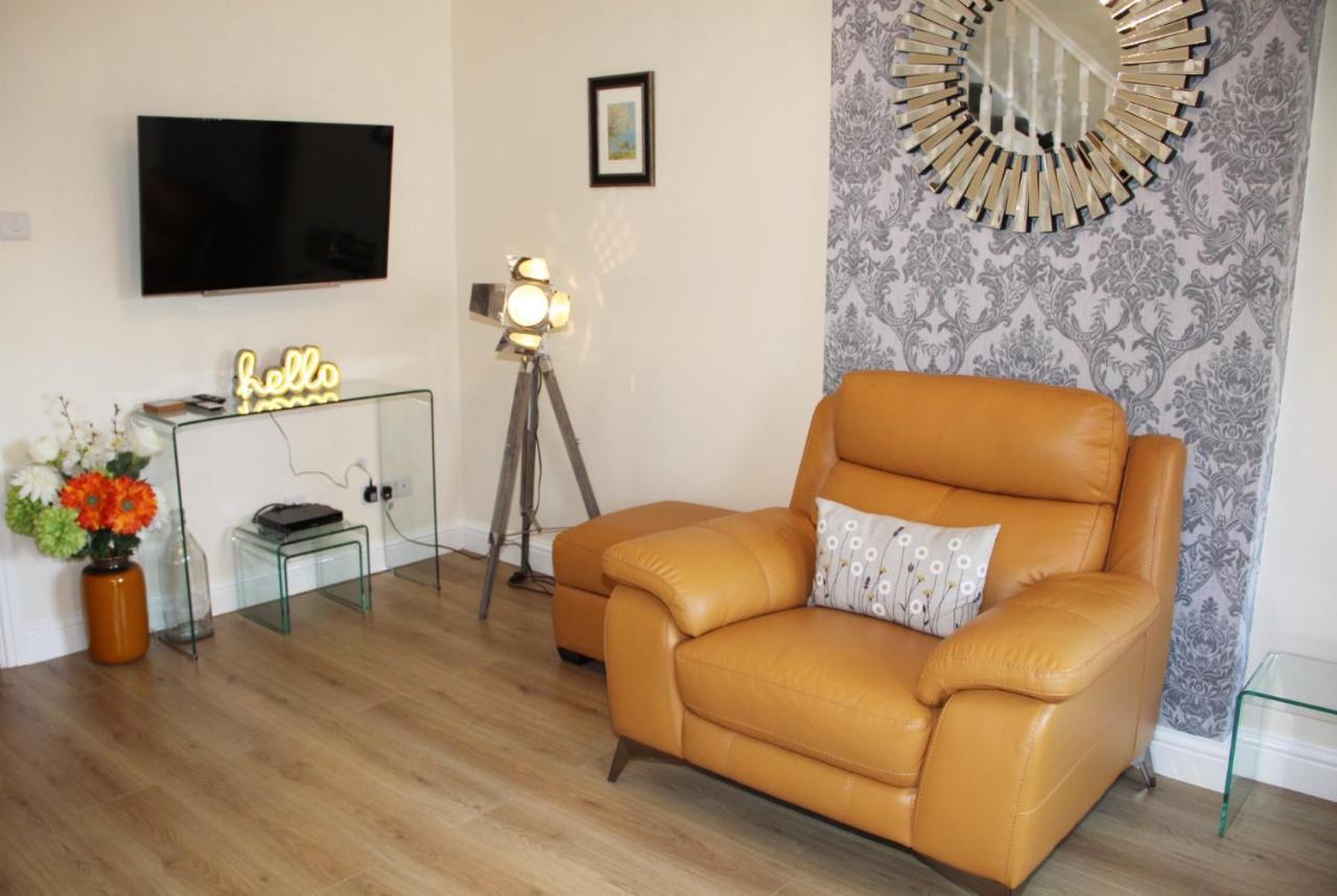 City Centre Town House With Riverside Views And Free Parking 1Bak York Eksteriør billede