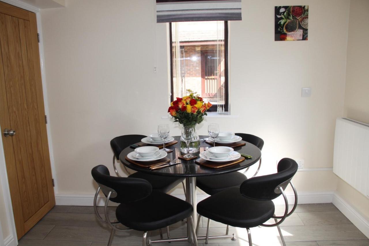 City Centre Town House With Riverside Views And Free Parking 1Bak York Eksteriør billede